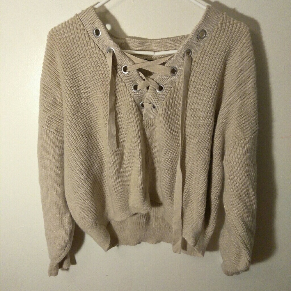 Oversized crop sweater